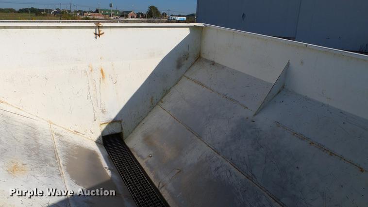 image for item DC2563 Willmar spreader