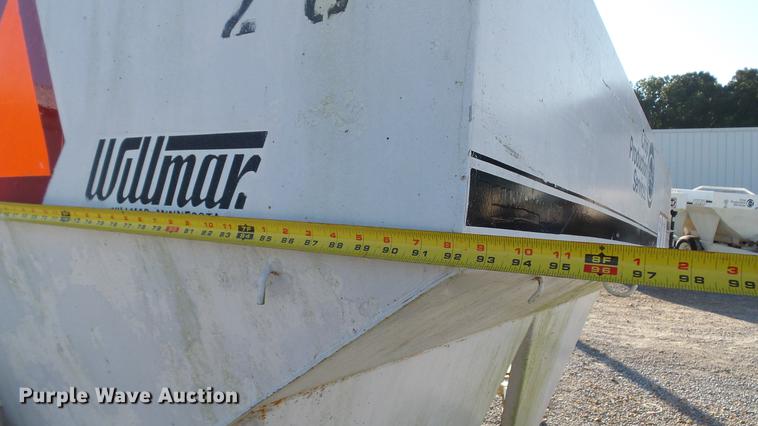 image for item DC2563 Willmar spreader