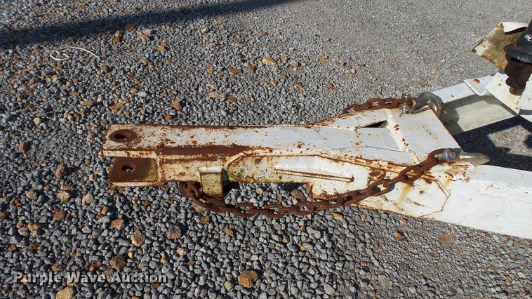 image for item DC2563 Willmar spreader