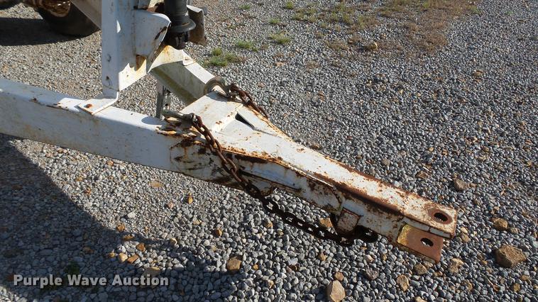 image for item DC2563 Willmar spreader