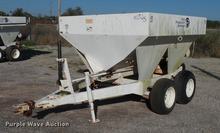 image for item DC2564 Willmar spreader