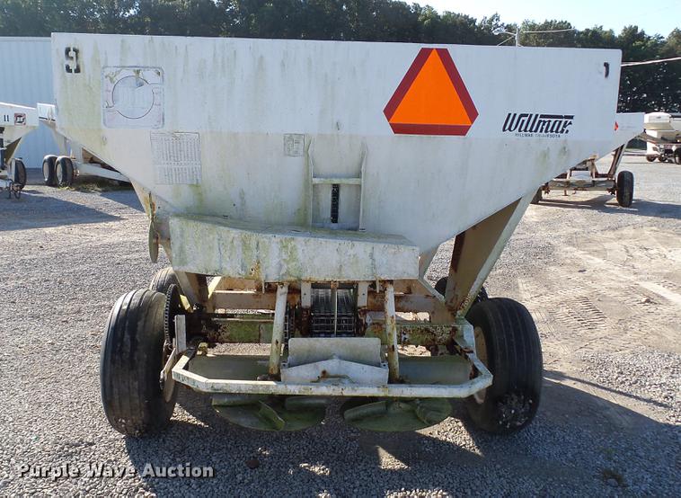 image for item DC2564 Willmar spreader