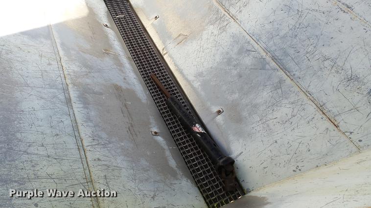 image for item DC2564 Willmar spreader