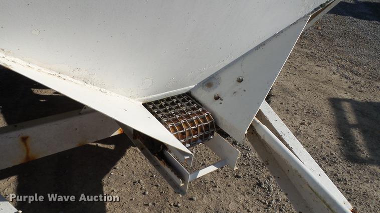 image for item DC2565 Willmar spreader