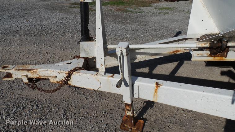 image for item DC2565 Willmar spreader