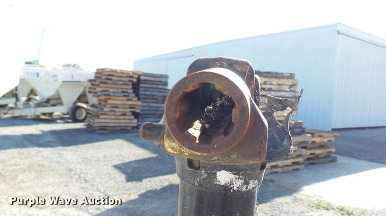 image for item DC2565 Willmar spreader