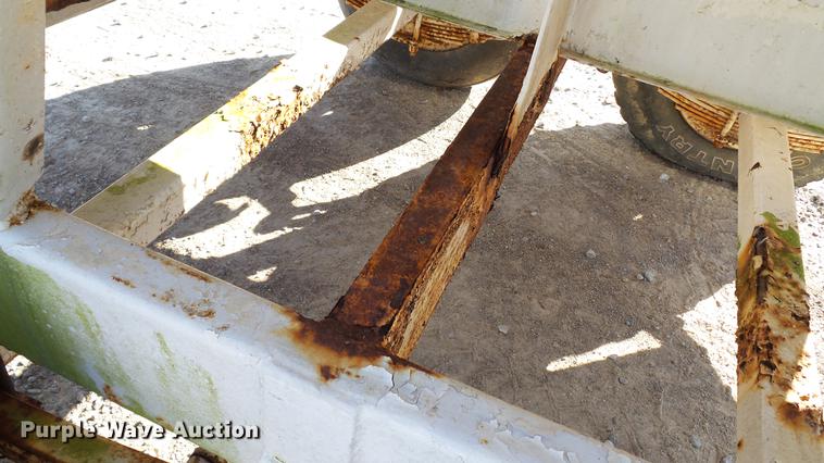 image for item DC2565 Willmar spreader