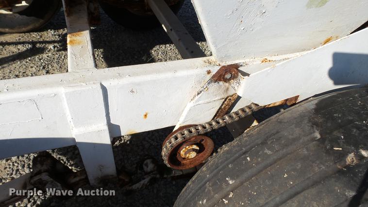 image for item DC2566 Willmar spreader