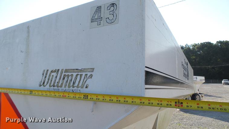 image for item DC2566 Willmar spreader