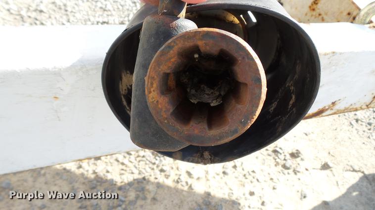 image for item DC2566 Willmar spreader