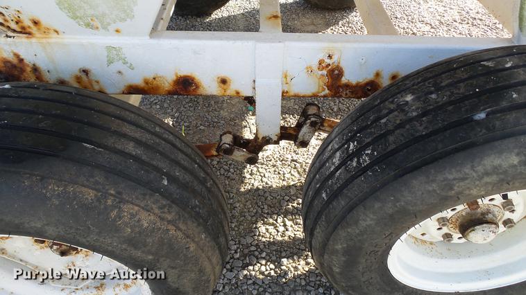 image for item DC2566 Willmar spreader