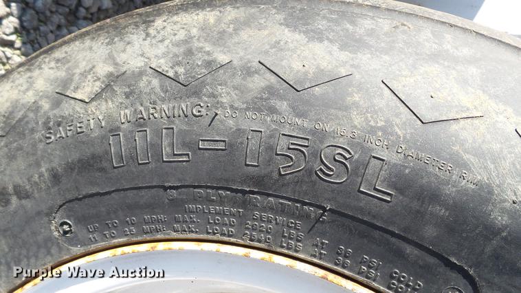 image for item DC2566 Willmar spreader