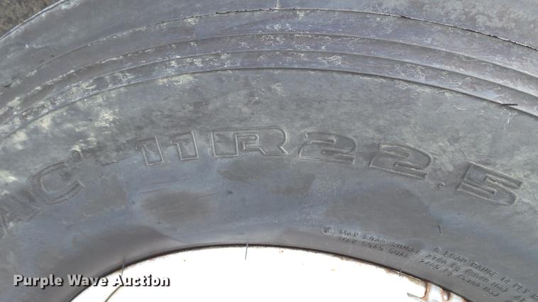 image for item DC2568 1987 International 1955 seed tender truck