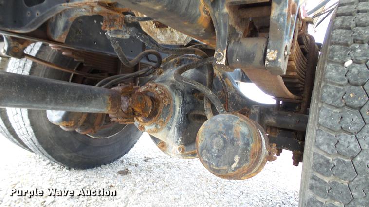 image for item DC2568 1987 International 1955 seed tender truck