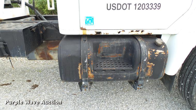 image for item DC2568 1987 International 1955 seed tender truck