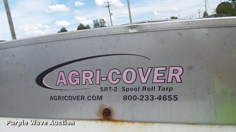 image for item DC2568 1987 International 1955 seed tender truck