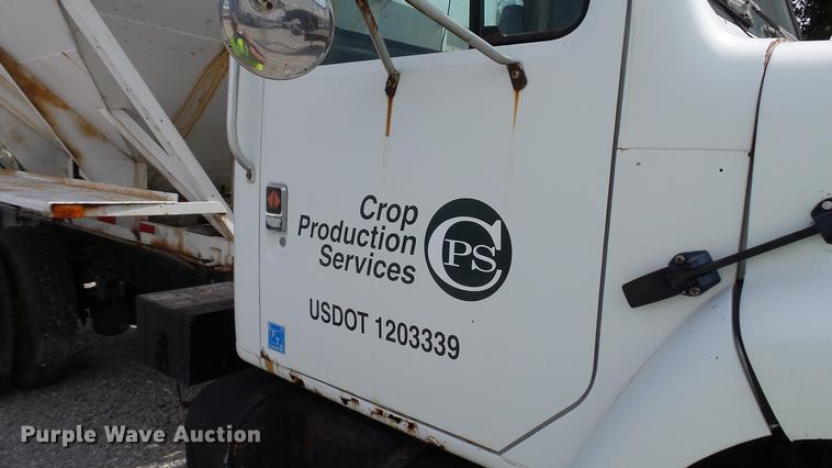 image for item DC2568 1987 International 1955 seed tender truck