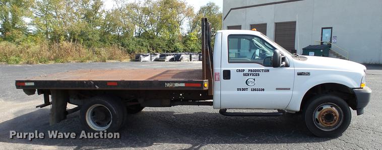image for item DC2570 2004 Ford F450 Super Duty flatbed pickup truck