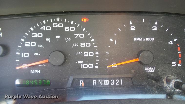 image for item DC2570 2004 Ford F450 Super Duty flatbed pickup truck