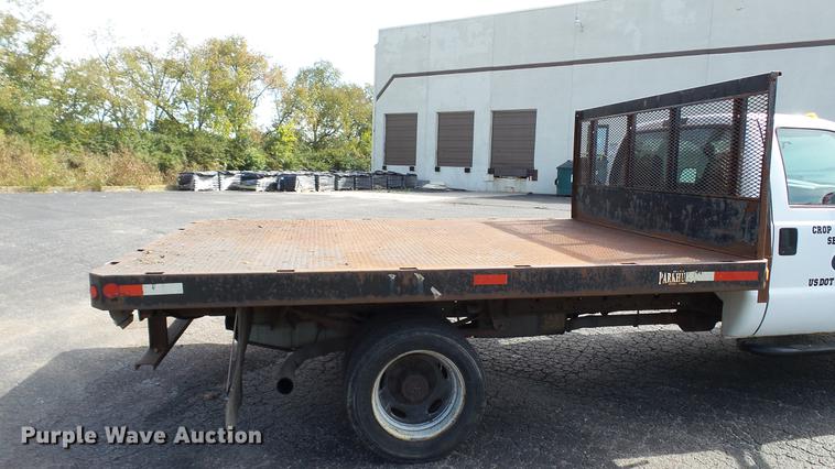 image for item DC2570 2004 Ford F450 Super Duty flatbed pickup truck