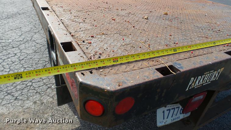 image for item DC2570 2004 Ford F450 Super Duty flatbed pickup truck