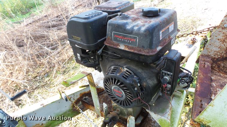 image for item DC2571 Willmar 800 seed tender