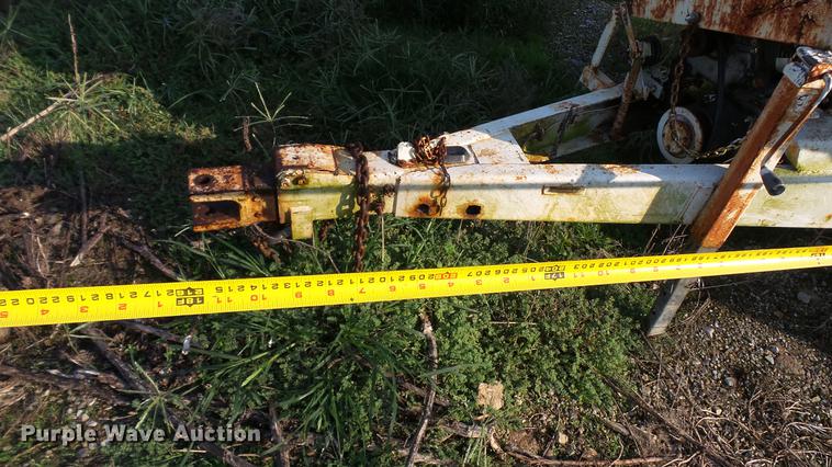 image for item DC2571 Willmar 800 seed tender