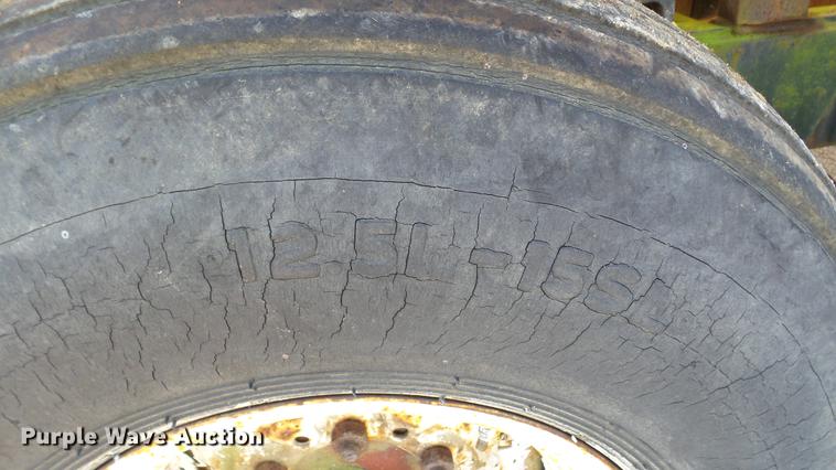 image for item DC2574 Nurse tank trailer