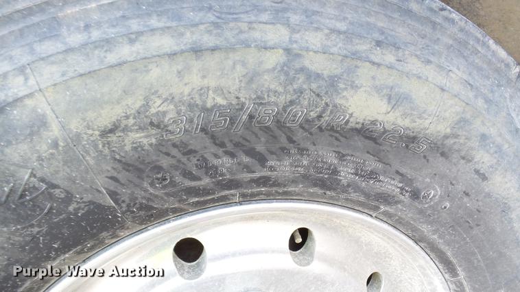 image for item DC2578 1999 Peterbilt 330 tank truck