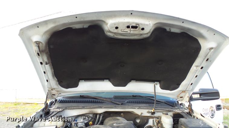 image for item DC2580 2005 Chevrolet Silverado 2500HD pickup truck