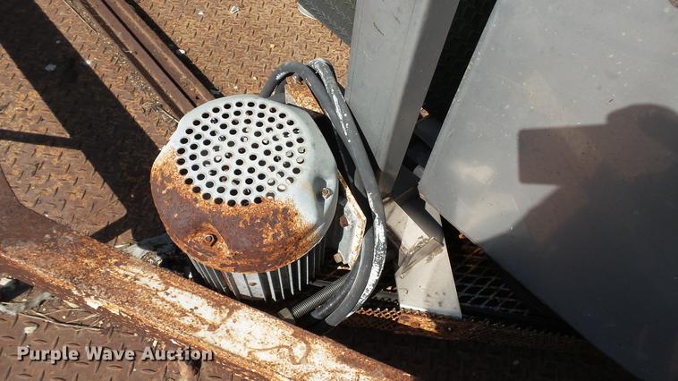 image for item DC2581 2000 Adams 8T stainless steel weigh hopper