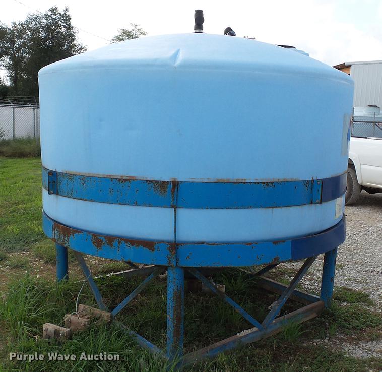 image for item DC2582 Poly tank