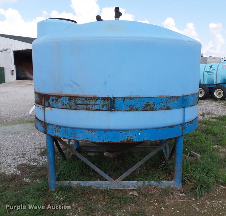 image for item DC2582 Poly tank