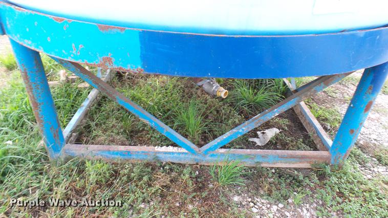 image for item DC2582 Poly tank