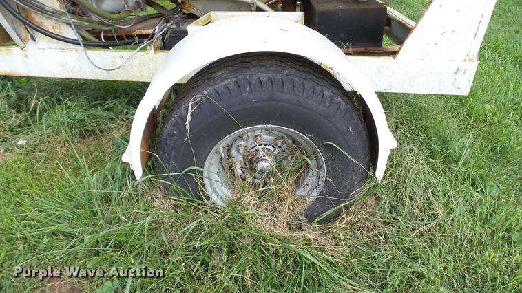 image for item DC2583 Parker 1500R seed tender