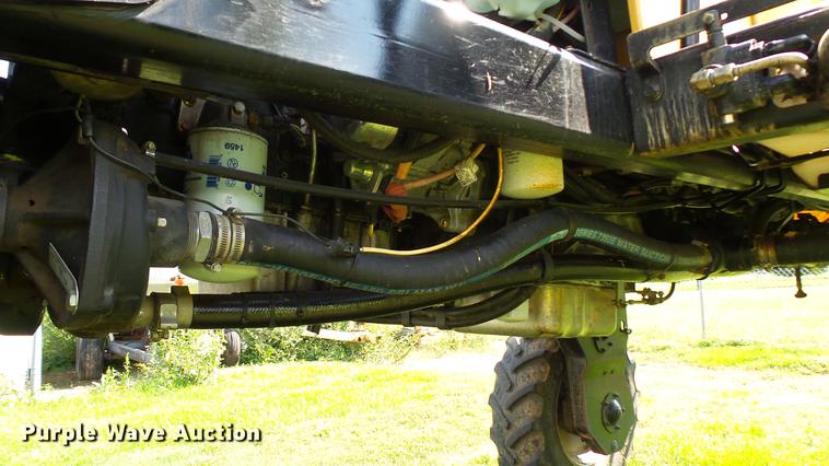 image for item DC2587 2013 SpraCoupe 4660 self-propelled sprayer