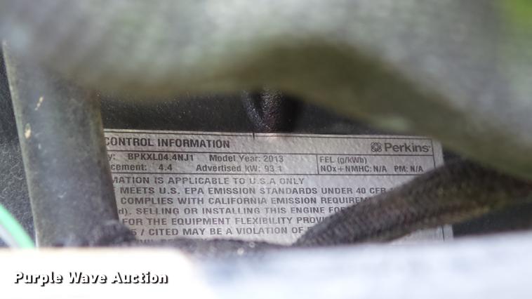 image for item DC2587 2013 SpraCoupe 4660 self-propelled sprayer