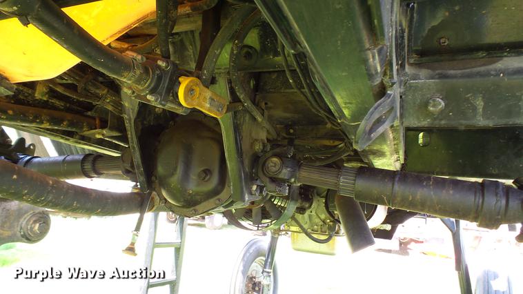 image for item DC2587 2013 SpraCoupe 4660 self-propelled sprayer