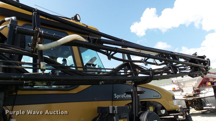 image for item DC2587 2013 SpraCoupe 4660 self-propelled sprayer