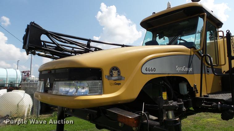 image for item DC2587 2013 SpraCoupe 4660 self-propelled sprayer