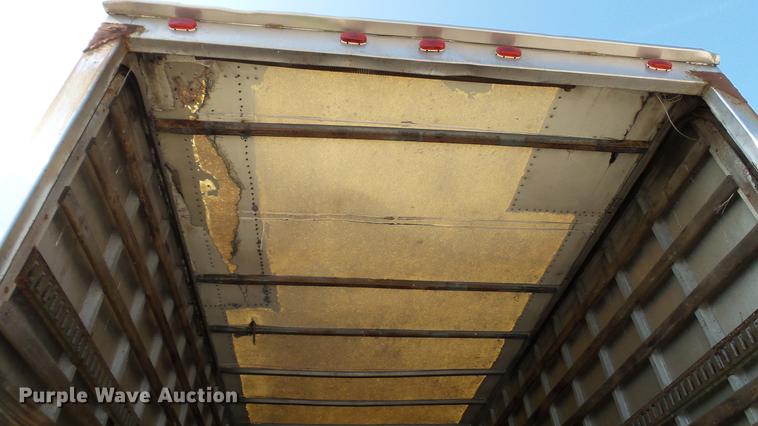 image for item DC2588 1997 International 4700 box truck