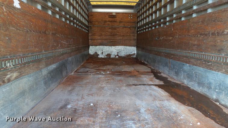 image for item DC2588 1997 International 4700 box truck