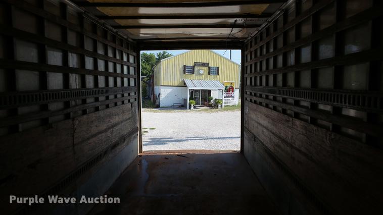 image for item DC2588 1997 International 4700 box truck