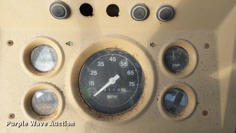 image for item DC2590 1983 Ford LN700 chemical distributor truck