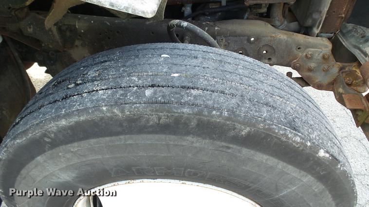 image for item DC2590 1983 Ford LN700 chemical distributor truck