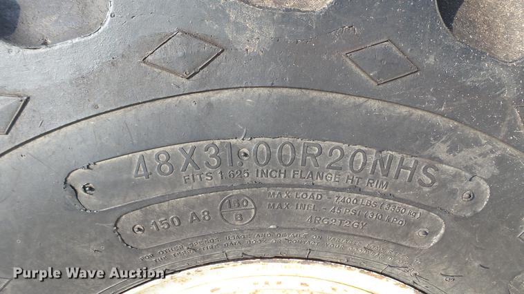 image for item DC2591 2004 GMC C8500 applicator truck