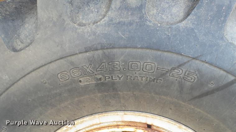 image for item DC2591 2004 GMC C8500 applicator truck