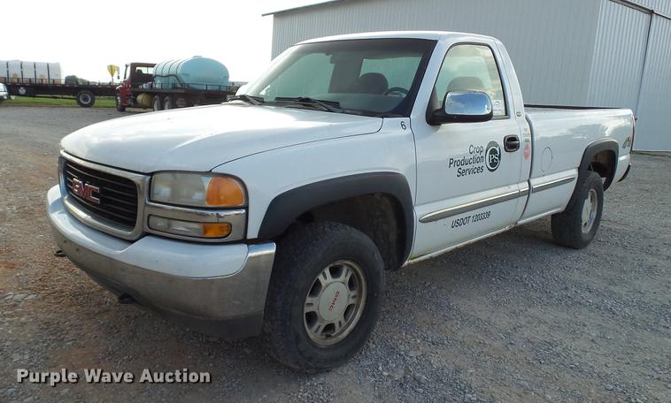 image for item DC2592 2001 GMC Sierra 1500 pickup truck