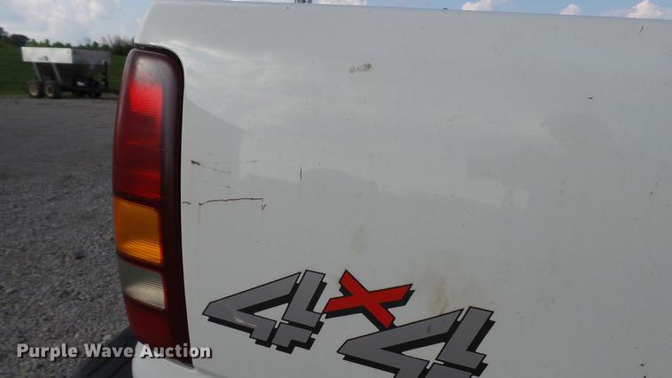 image for item DC2592 2001 GMC Sierra 1500 pickup truck