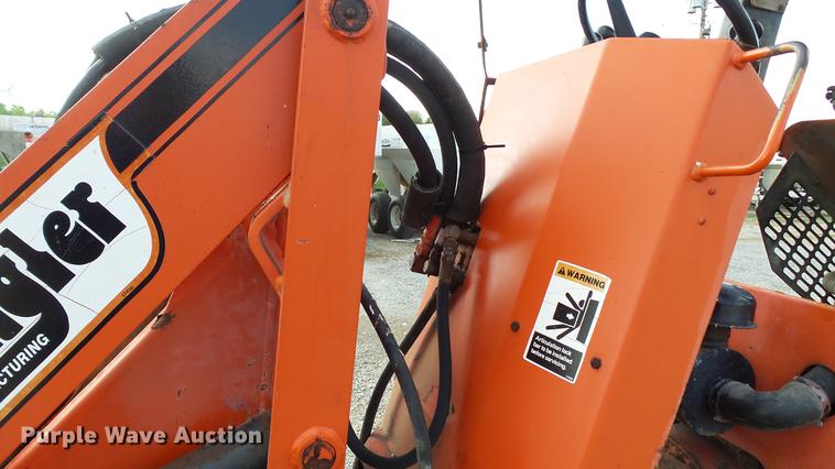 image for item DC2593 Willmar Wrangler wheel loader